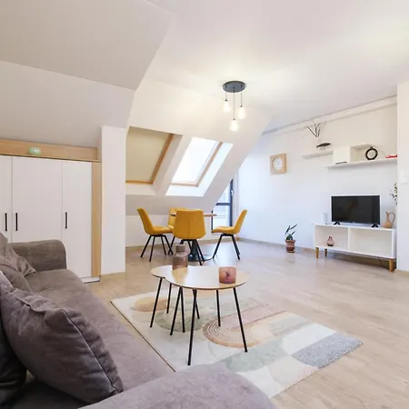 Modern 1-bed Flat In Free Parking