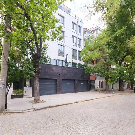 Modern 1-bed Flat In Free Parking